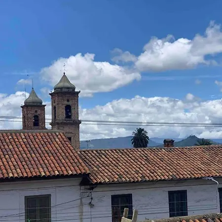 Bellisimo Chalet En Zona Colonial Zipaquira Exterior photo