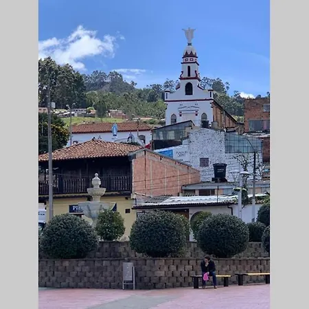 Bellisimo Chalet En Zona Colonial Zipaquira Exterior photo