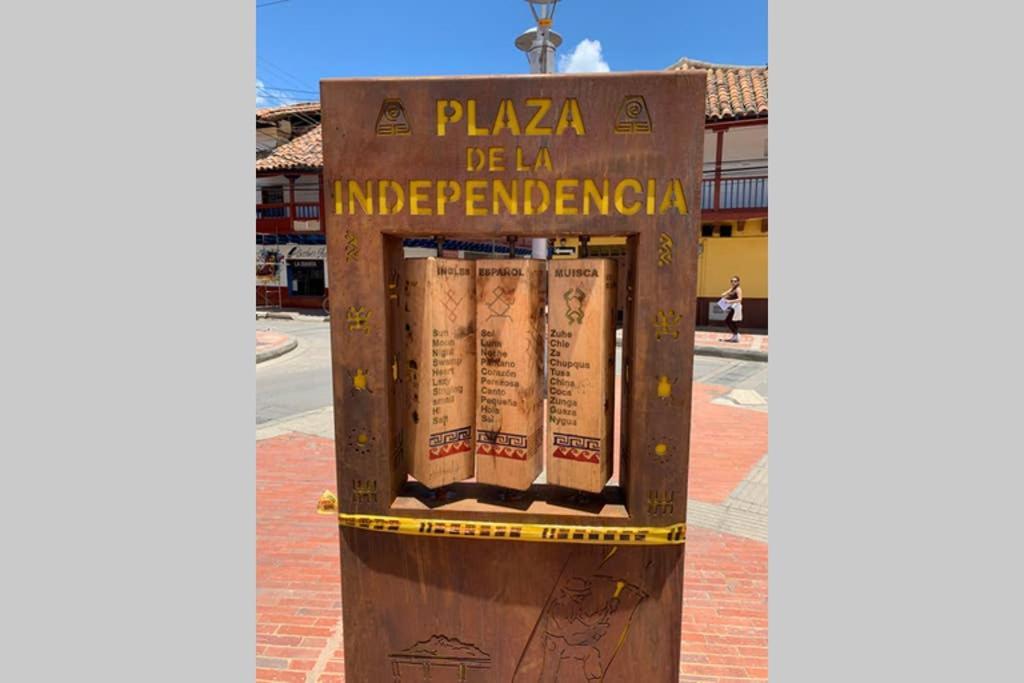 Bellisimo En Zona Colonial Zipaquira